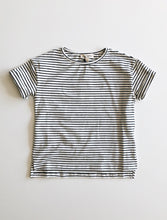 Hent billede i fremviser BLØD T-SHIRT